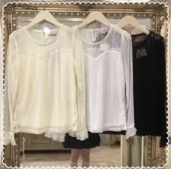 Amavel 総レースTシャツ トップス　アイボリーのサムネイル