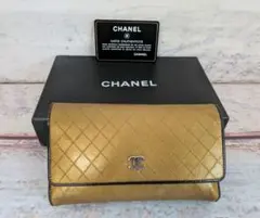 CHANEL 二つ折り財布 ゴールド キルティング　中古品 2026年最新】CHANEL カラー：ゴールド系 レディース 二つ折り財布の