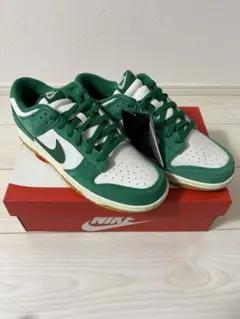 Nike Dunk Low SE マカライト