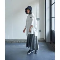 ROSE BUD ローズバッド セミフレアメタリックスカート