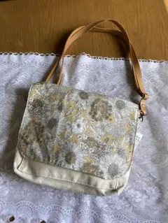 Item thumbnail for item 5abbc083-4144-4e9e-883e-c9a1899384e9