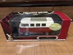 Item thumbnail for item ce94fa34-b5a1-402f-871c-f0176caaee2b