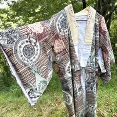 蔵出し 和洋中デザインの着物 桜刺繍 総柄 モダン