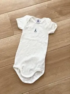 【新品】Petit Bateau ホワイトロンパース 12m