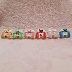 赤ちゃん　お洋服　フリルサロペット六点セット　いちご