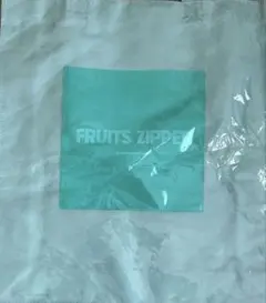 【新品未開封】FRUITS ZIPPER 櫻井優衣 推しアピトートバッグ