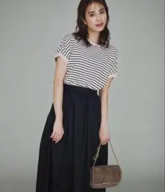 23区 レーヨンポリエステル ストレッチニット プルオーバー 38号のサムネイル