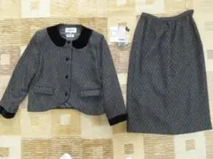 renoma（レノマ）WOMEN＊ツイードスーツ（ユーズド美品）のサムネイル