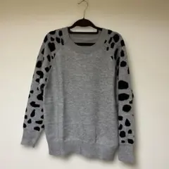 スポット柄 グレー ニットセーター 長袖