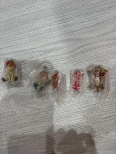 Winnie the Pooh めじるしアクセサリー　ディズニー　ガチャガチャ