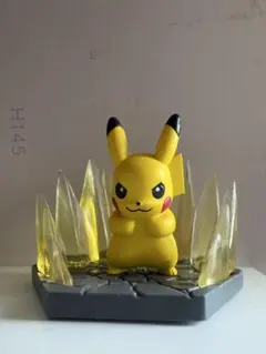 ポケモン ピカチュウ フィギュア