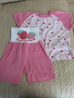 いちご柄ピンクベビーパジャマ 80cm