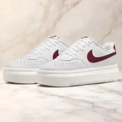 【未使用品】NIKE レディース スニーカー 24.5cm 厚底