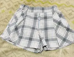 チェックスカート