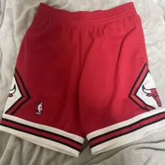 Mitchell & Ness シカゴブルズ 1997-98 ハーフパンツ Mのサムネイル