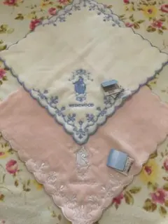 WEDGWOOD 刺繍入りハンカチセット