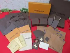 （14AA1731）ルイヴィトン　紙袋・空き箱・保存袋等　まとめて40点以上