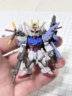 FW GUNDAM CONVERGE CORE ストライクガンダムのサムネイル