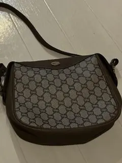 美品 GUCCI plusショルダー 保証メダル付き - メルカリ