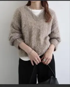 シアーシャギー起毛ニットトップス　アンドミー