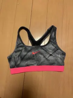 NIKE girlsスポーツブラ　アメリカ限定
