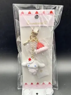 【新品】 サンリオ シナモロール いちごホイップケーキ マスコット キーホルダー