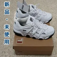 FILA (フィラ) ホワイト スニーカー 新品・未使用のサムネイル