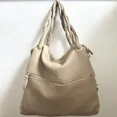 極美品 イアパピヨネ　本革　ショルダーバッグ　2WAY シボ革　A4