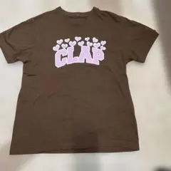CLAP ハートプリント Tシャツ ブラウン