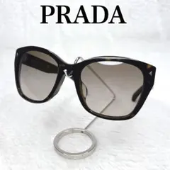 極美品　PRADA　サングラス　キャッツアイ　SPR01V　ブラックフレーム 2026年最新】prada サングラス キャットアイの人気アイテム - メルカリ