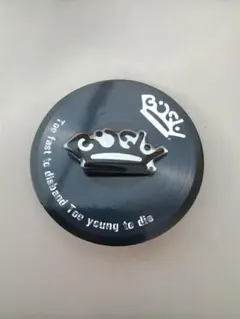 BiSH 徽章