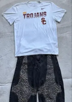 【ナイキ】USC TROJANS カレッジプリントTシャツ DRI-FIT Lのサムネイル