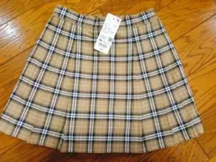 ユニクロ　ベージュと黒のチェック柄プリーツスカート