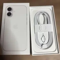 Apple iPhone16 128GB ホワイト　箱　ケーブル