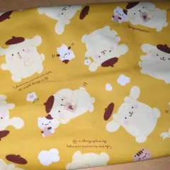 ポムポムプリン　はぎれ　ハギレ