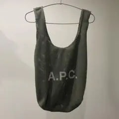 APC アーペーセー ロゴ メッシュ トートバッグ カーキ オリーブ グリーンのサムネイル
