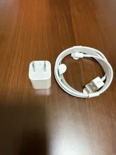 Apple純正ライトニングケーブル　アダプター