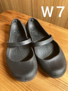 可愛い ⭐ CROCS アリスワーク W9 マット素材 メリージェーン - メルカリ