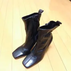 ZARA（ザラ）ヒールブーツ　黒　36（サイズ23cm）