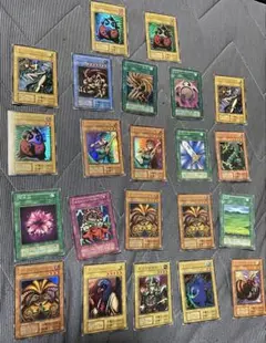 旧遊戯王 トゥーンブルーアイズ ダイス版 無印 など まとめ売り - メルカリ