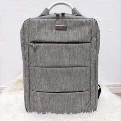 TUMI ビジネスリュック グレー PC収納 ナイロン 訳ありのサムネイル
