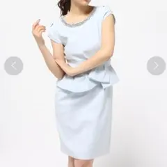 ジャスグリッティー 衿ビジューペプラムワンピース