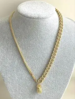 【ear PAPILLONNER】パイナップル　ゴールド　ネックレス