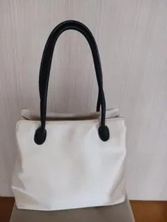 Item thumbnail for item db9af983-31c3-4411-915a-05ba87823a19