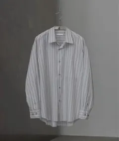 CUT-OFF HEM STRIPE SHIRT