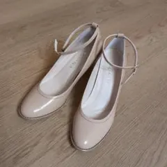 DIANA ベージュ アンクルストラップ パンプス