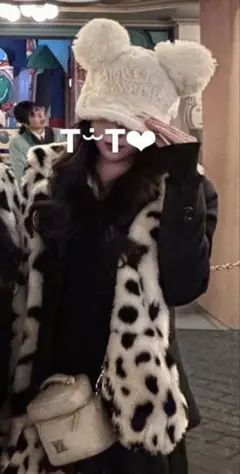 101匹わんちゃんマフラーキャップ ミッキーマウスぽんぽんホワイトキャップ 帽子