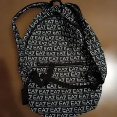 EA7 EMPORIO ARMANI 総柄 バックパック　訳ありのサムネイル