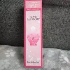 LOVE PASSPORT イット フラワリー オードパルファム 8mLのサムネイル