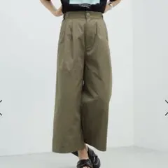 BEAMS HEART カーキパンツ S